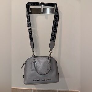 ✨ MARC JACOBS Dome / Satchel Crossbody in Steel Grey — Excellent ✨ Retail: $425
